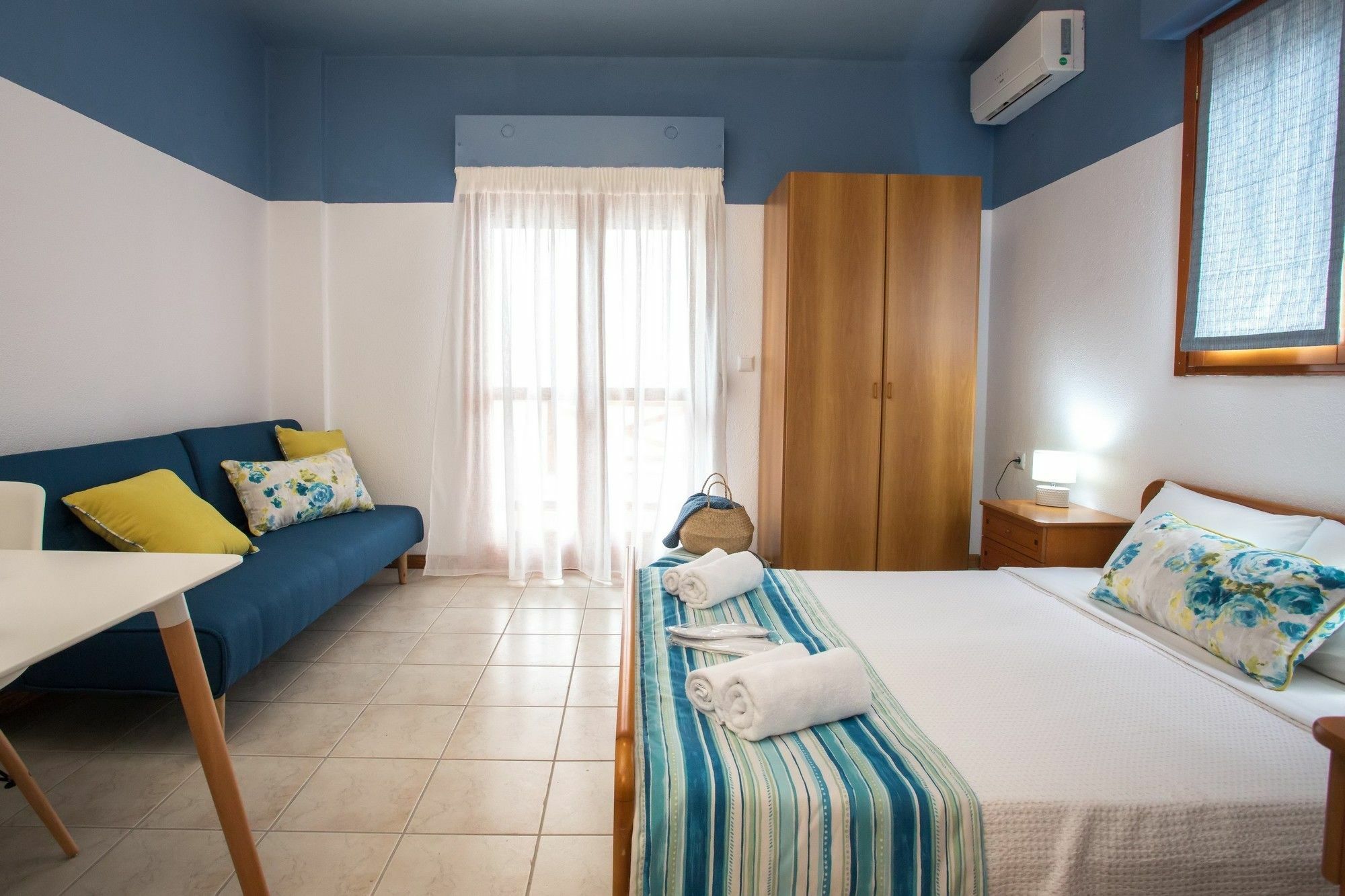 St.John Village Apartments Skála Foúrkas Eksteriør bilde